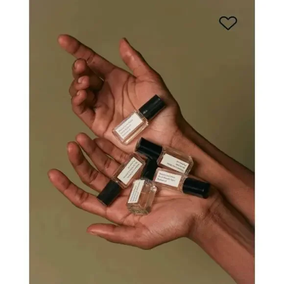 Maison Louis Marie Perfume Oil Discovery Set - Picture 6 of 6